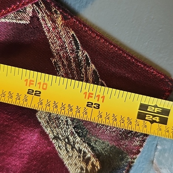 Red Vintage Vest with Humming Bird Pattern. Size XL. 100% Silk. Lovely - Picture 10 of 12